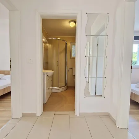 With Parking Space Baska, Krk - 19206 Apartament Baška