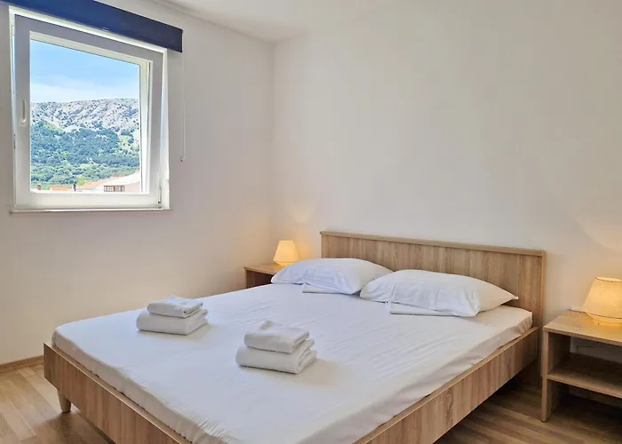 Apartament With Parking Space Baska, Krk - 19206