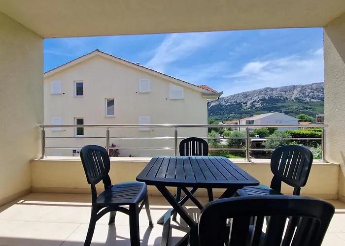 With Parking Space Baska, Krk - 19206 Apartmán Baška